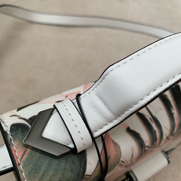 🆕  MACKAGE Keeley Satchel Crossback purse Large - Picture 8 of 8